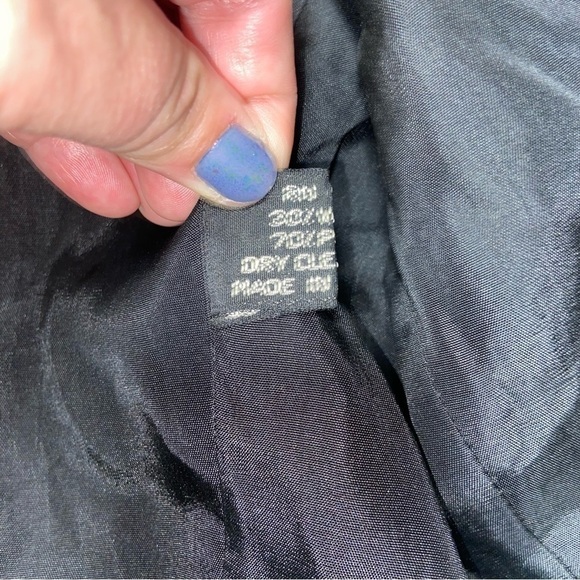 Emily | Wool Blend Red Buffalo Plaid Cropped Blazer Jacket Vintage 90’s - Picture 8 of 10